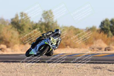 media/Dec-07-2024-CVMA (Sat) [[21c5f1ef85]]/Race 11-Amateur Supersport Open/